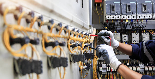 Professional Electrician technician working in Monroe, OH